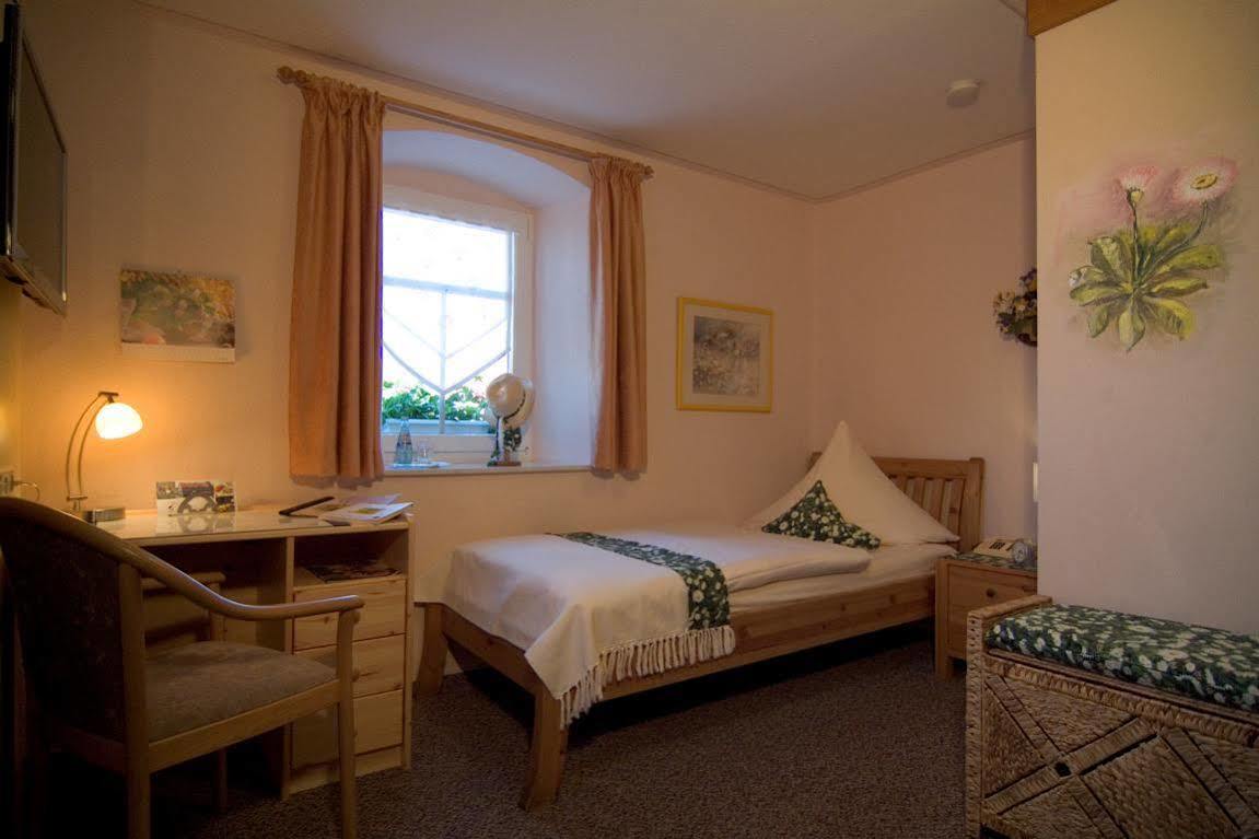 Logis L'Auberge Gutshof Bischofswerda Kültér fotó